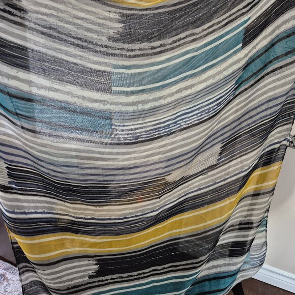 3/$25 scarf / wrap - Picture 3 of 11